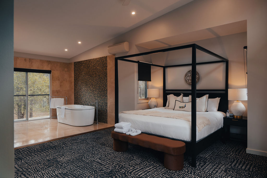Luxury One Bedroom Villa | Lake View