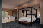 Luxury One Bedroom Villa | Lake View