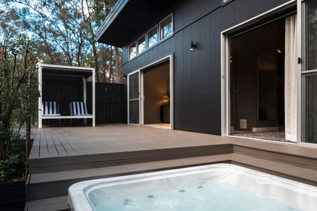 Luxury One Bedroom Villa | Lake View